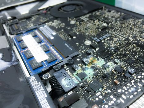 laptop water damage repair